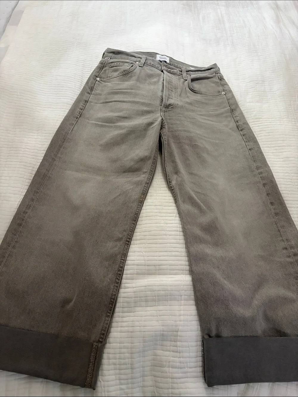 NWOT Citizens of Humanity Ayla wide leg baggy jean in Light Gray size 28